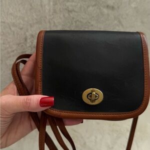 Vintage Laura U.S.A. Leather Mini Crossbody Turn Lock Bag 90s